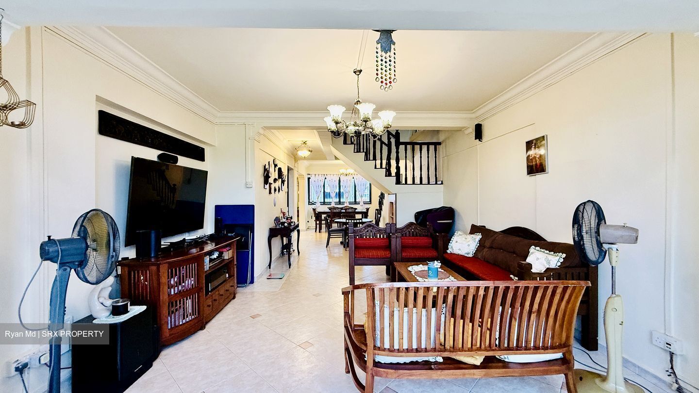 Jurong West Street 42 (Jurong West),  #607268671